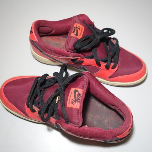Nike SB Dunk Laser Crimson Red Low Top Sneakers w/ Original Box, Size 10.5 - Picture 4 of 10